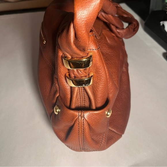 B. MAKOWSKY Brown LEATHER SATCHEL HANDBAG WITH Twisted STRAP SHOULDER PURSE - Picture 15 of 16